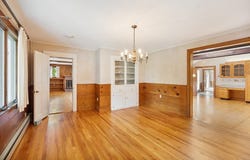 27 Prospect St, Pepperell, MA 01463