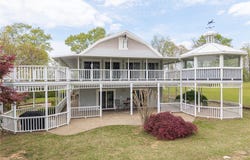 2428 Winn Mountain Loop, Mountainburg, AR 72946