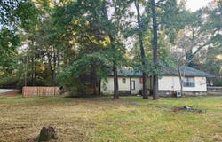 125 Hunters Drive, Trinity, TX 75862