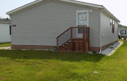 13515 Apple St, Carleton, MI 48117