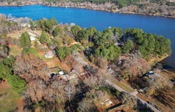 2013 W Lake Dr, Gladewater, TX 75647