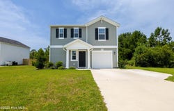 200 New Home Place, Holly Ridge, NC 28445