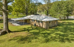 417 Railroad Avenue, Valley Head, AL 35989