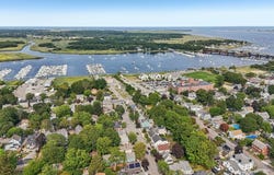 22 Oakland Street, Newburyport, MA 01950