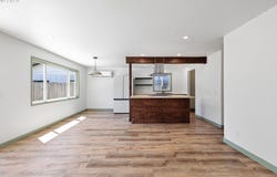 830 LARCH ST, Eugene, OR 97405
