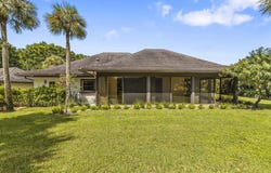 2730 W Polo Island Drive, Wellington, FL 33414