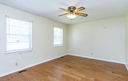 120 W CREST ROAD, HUEYTOWN, AL 35023