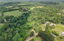 231 county road 2233, Daingerfield, TX 75638