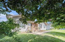 811 S Park Drive, Raymore, MO 64083