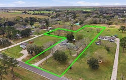 134 Meneley, Winnie, TX 77665