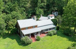 2042 WEAKLEY HOLLOW RD, SYRIA, VA 22743