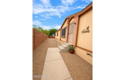 6061 E Thunder River Drive, Tucson, AZ 85756