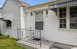 803 ELDRIDGE Street, Washington, IL 61571