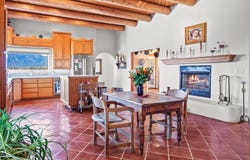 1101 Luz Del Sol, Taos, NM 87571