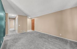 5 Crusader Avenue E, West Saint Paul, MN 55118