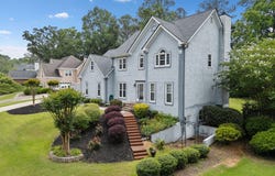 5711 Brynwood Circle NW, Acworth, GA 30101