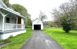 11 Moss Street, New Berlin, NY 13411