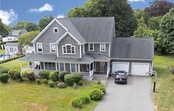 9 Prospect Lane, Portsmouth, RI 02871