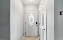 869 E 260th Street, Euclid, OH 44132