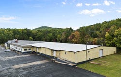 2000 S DELPHINE AVE, WAYNESBORO, VA 22980