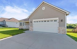 1506 Arbor Lane, Atchison, KS 66002
