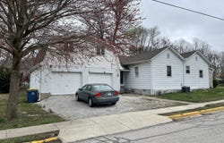 716 S Crown Street, Greencastle, IN 46135