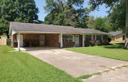 980 Homecrest Drive, Piggott, AR 72454