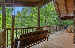 2109 Quail Run Way, Sevierville, TN 37876
