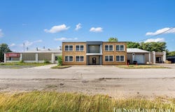 745 Woodlawn Avenue, Grand Haven, MI 49417