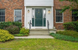 21 Presidential Drive, Kinderhook, NY 12106