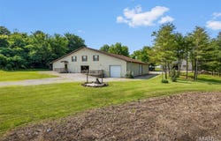 541b Hillview Drive, Chester, IL 62233