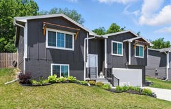 104 MAPLEWOOD Circle, GLENWOOD, IA 51534