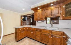 152 Athenia Ave, Clifton City, NJ 07013-2609