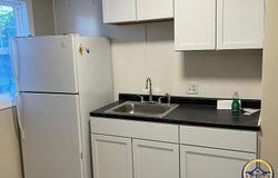 724 SW Lindenwood AVE, Topeka, KS 66606