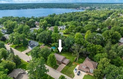 501 Sue Ann Dr, Lake Geneva, WI 53147