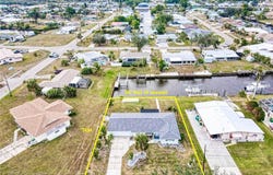 148 Salem Avenue NW, Port Charlotte, FL 33952