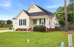 804 S Phillips Pointe Drive, Fuquay Varina, NC 27526
