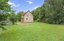 324 N Holcombe Avenue, Litchfield, MN 55355