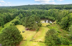 854 Lee, Greenville, GA 30222