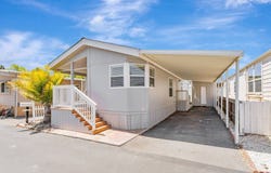 789 Green Valley Rd. #118, Watsonville, CA 95076