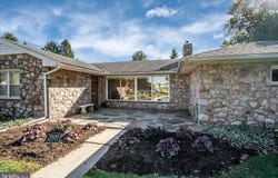 2800 GRANDVIEW Boulevard, READING, PA 19609