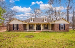 9 Burnett Circle, Greenbrier, AR 72058