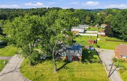 1521 Fernledge, Shaler, PA 15101