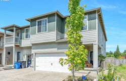 978 NE 14TH St, BattleGround, WA 98604