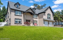 101 Oxford Lane, Matawan, NJ 07747