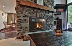 212 Falcon Loop E, Rochester, VT 05767