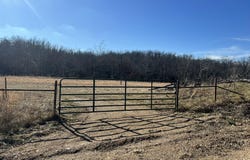 Shelton Road, Willow Springs, MO 65793