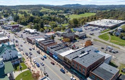 522 N. Main St, Hillsville, VA 24343