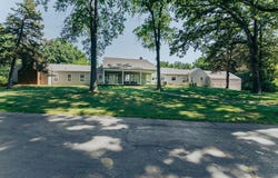 615 Corisande Hill Road, Fenton, MO 63026
