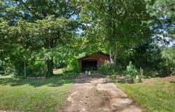 30 Corum Ln, Lexington, AL 35648